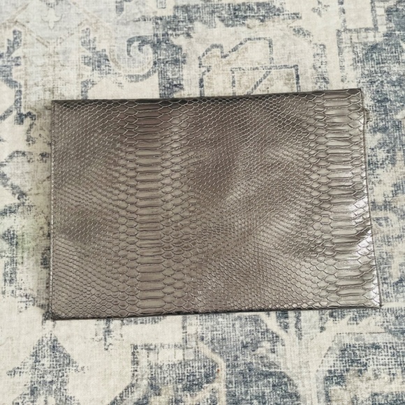 Oversized Pewter Clutch - Picture 2 of 4